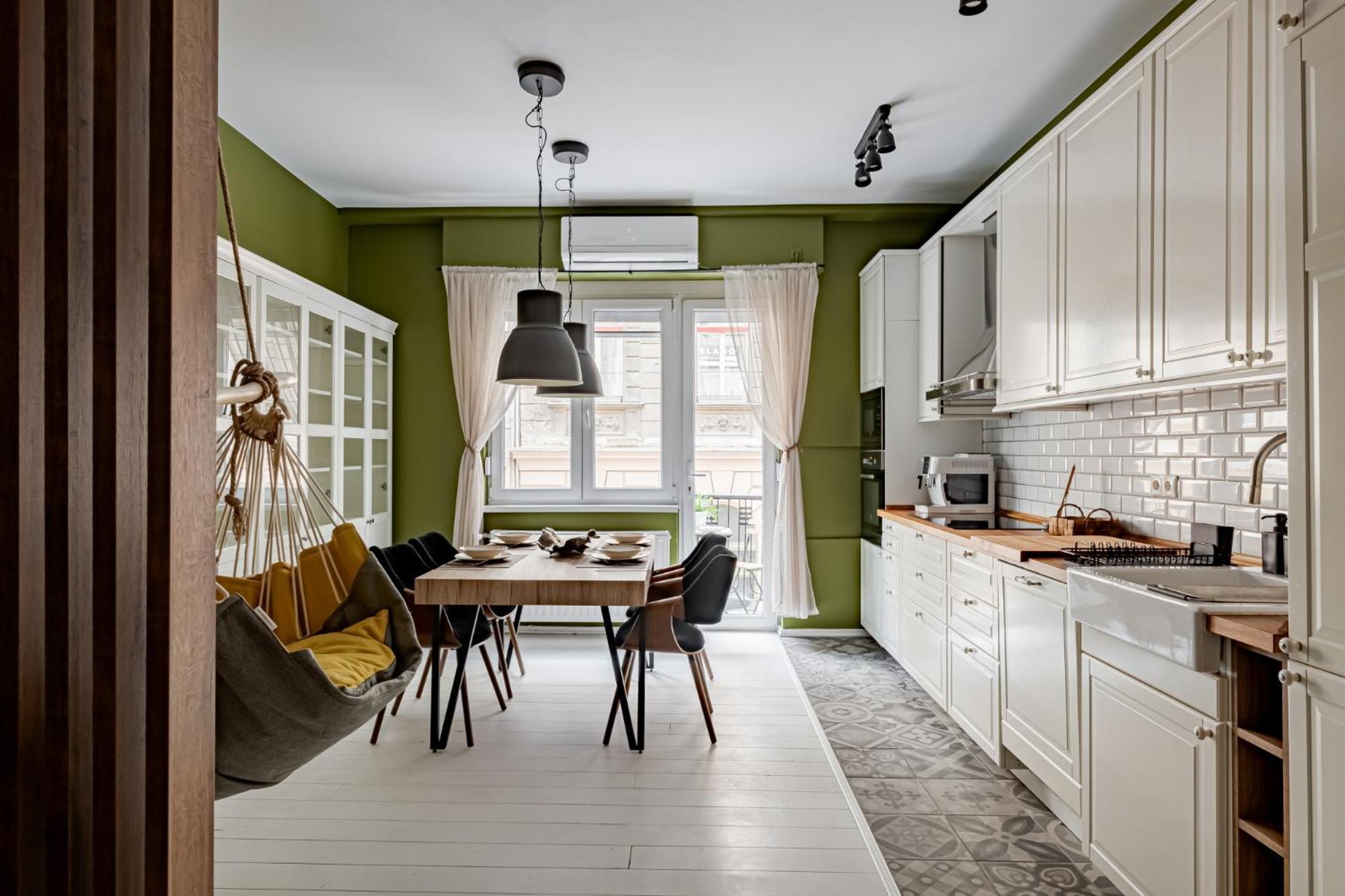 Synagogue Kira Apartman *