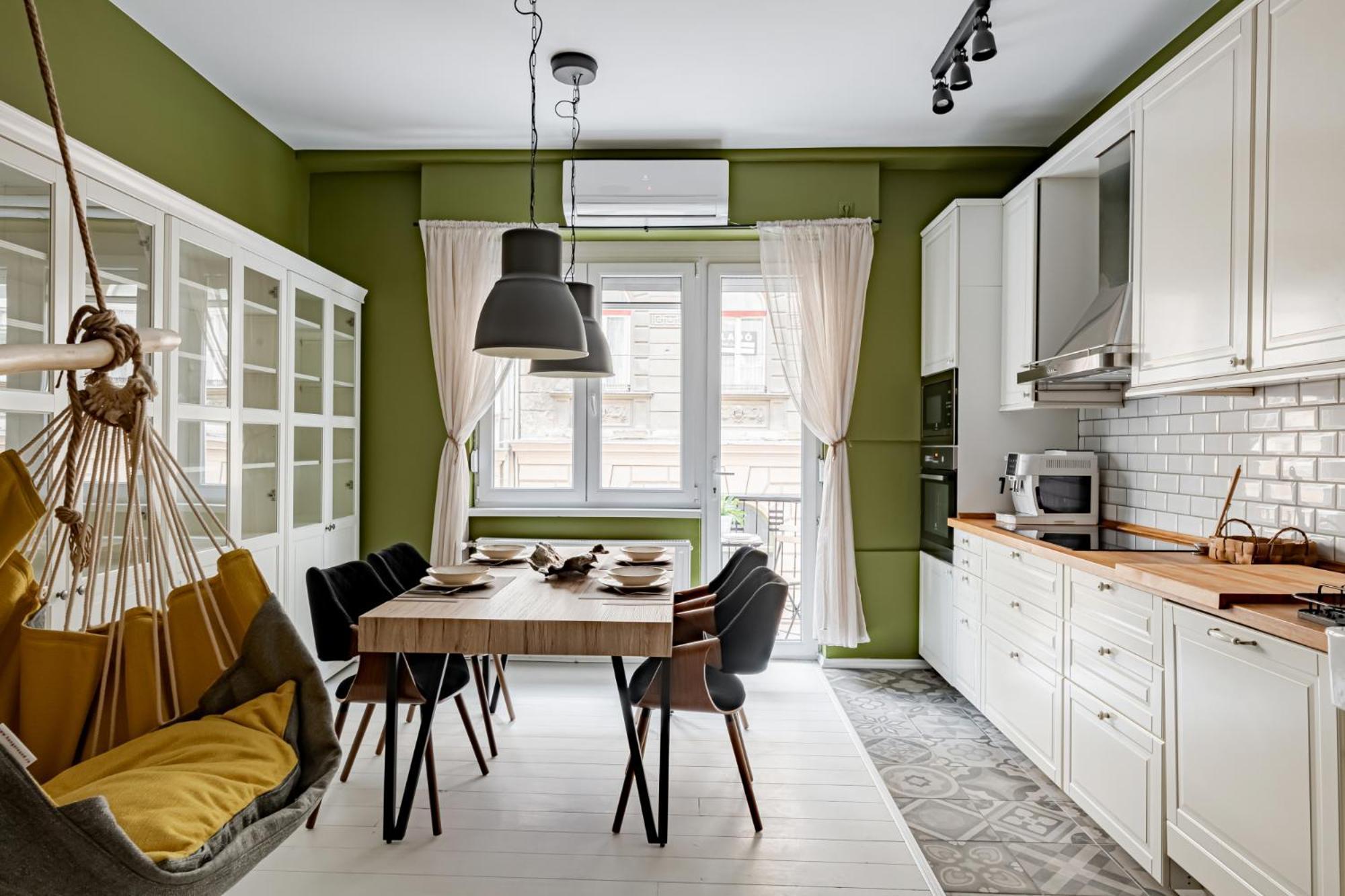 Apartman Synagogue Kira